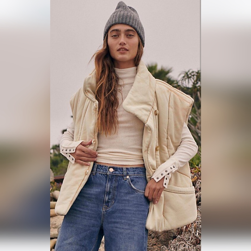 Free People Roll With Us Puffer Vest cream ivory Medium New without…